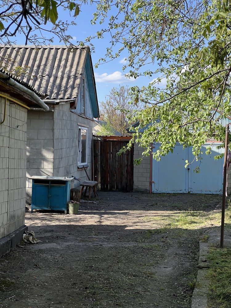 Будинок Сміла гараж літня кухня