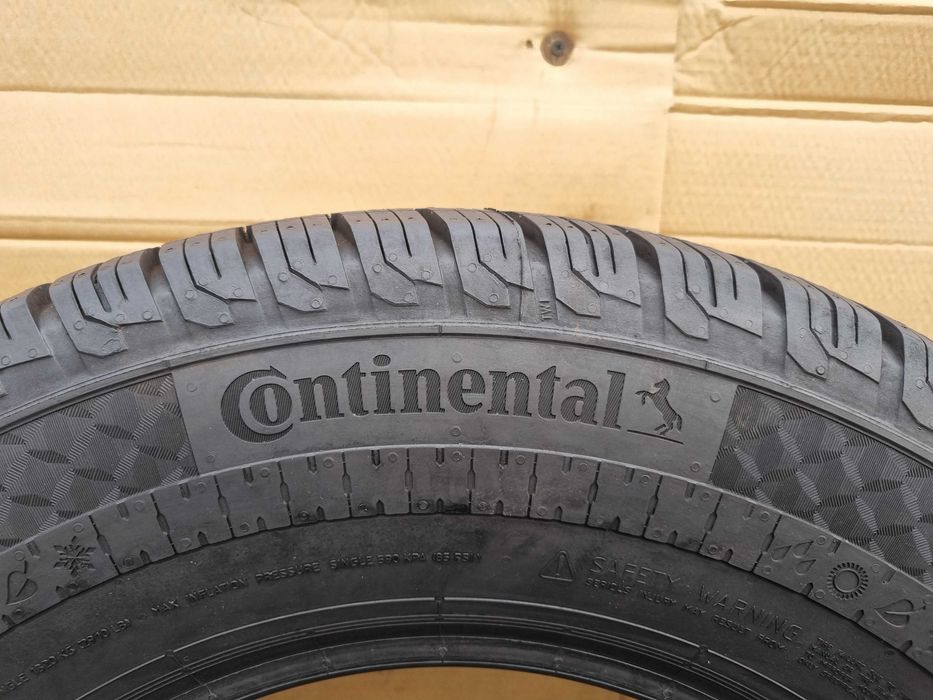 Opony Całoroczne 225/75/16CP 118R Continental 4Season Rok 2024