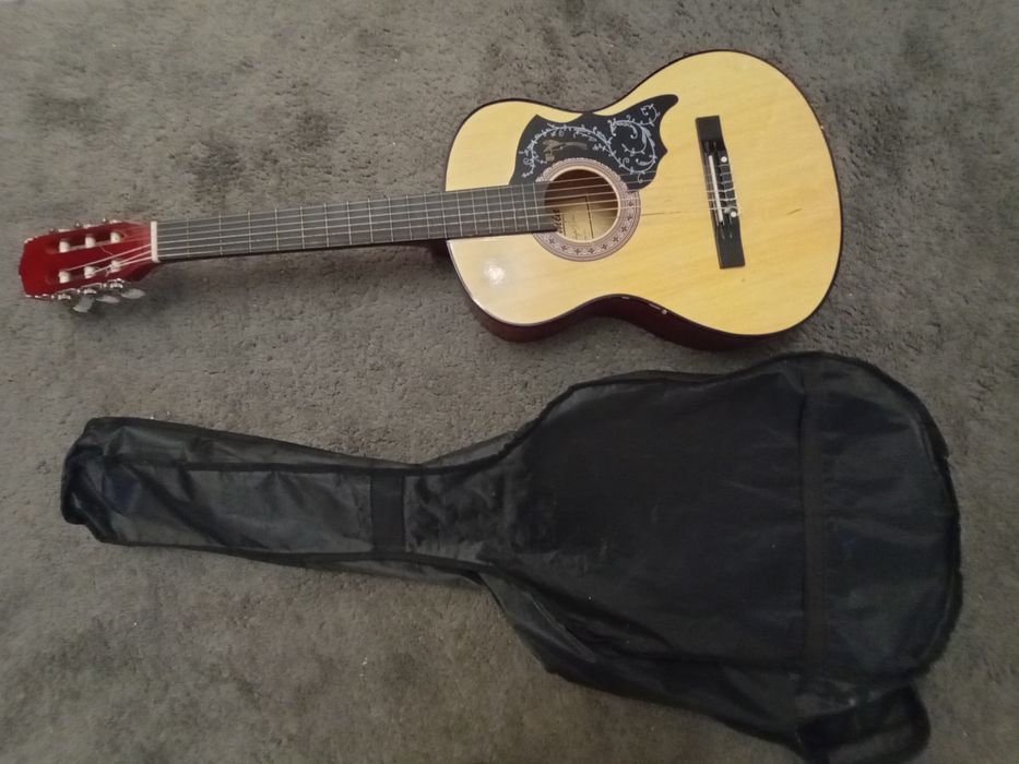 Gitara basowa  Jasmine