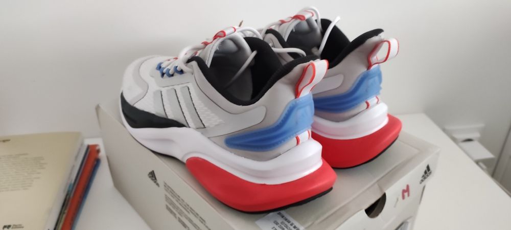 Adidas novas com caixa original