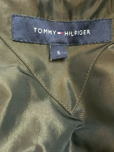 Якісна  куртка!! Tommy Hilfiger