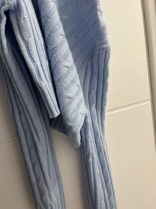 krótki niebieski sweterek H&M S