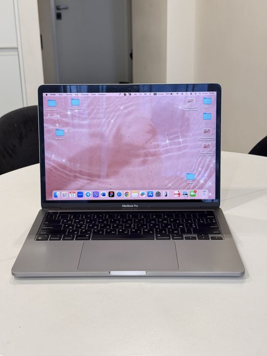MacBook Pro 13 2020 M1 8Gb 256Gb Space Gray