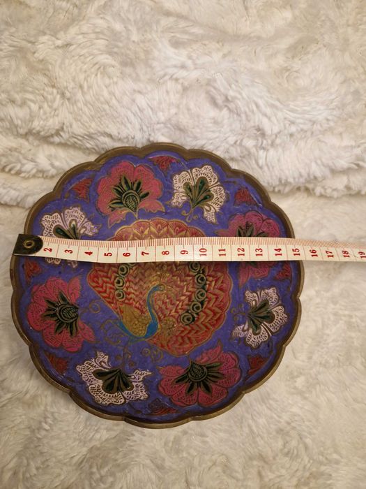 Taça decorativa em latão indiana pintada à mão