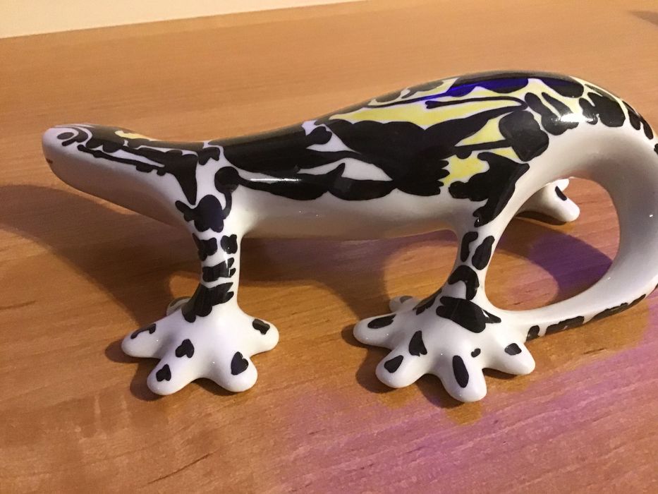 Salamandra PRL Wałbrzych. Figurka porcelanowa duża.