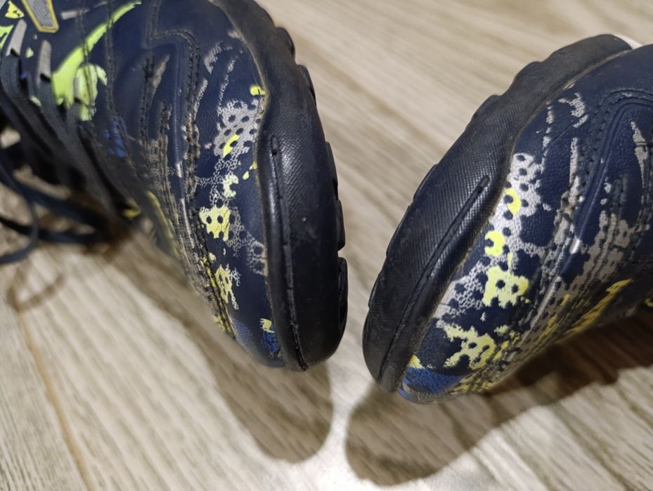 Сороконіжки копи бутси бампи