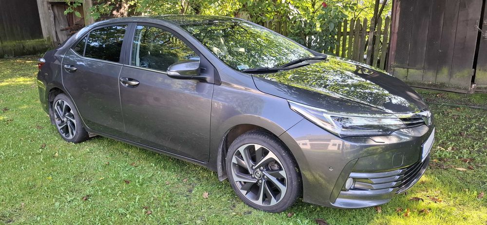Toyota Corolla 1.6 Prestige 2018 - SALON, nawigacja, kamera