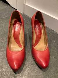 Eleganckie czerwone czółenka buty na obcasie szpilki rozmiar 38