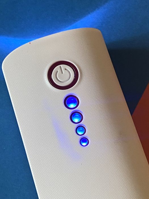 LAB31 4400 mAh power bank