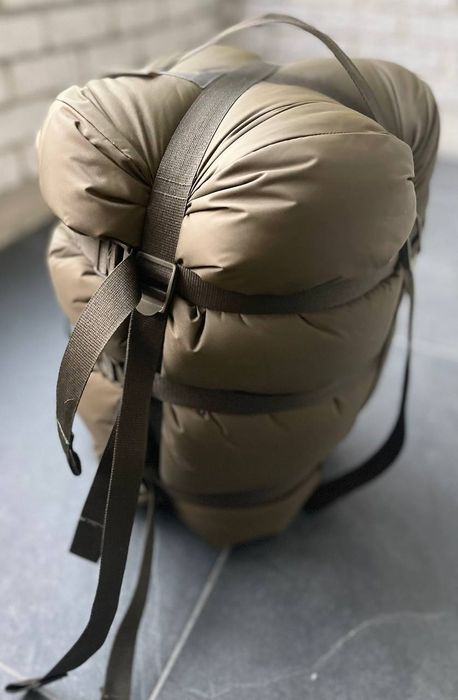 Зимовий спальний мішок Carinthia Defence 6 карінтія
Large