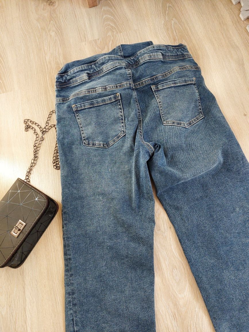 Ogrodniczki/ spodnie na szelkach Jeans