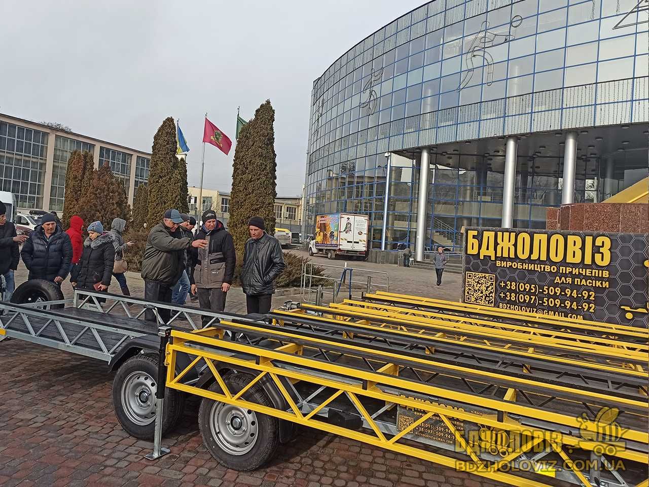 Причеп "БДЖОЛОВІЗ" 6м*2м з модульною системою для пасіки, для вуликів