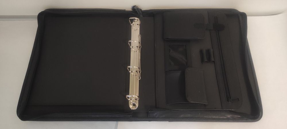 Teczka, aktówka A4 ECOSKÓRA CZARNA