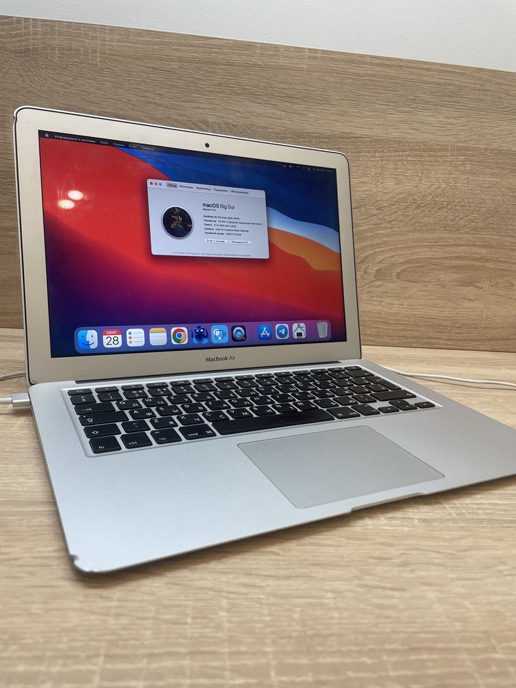 Macbook air 2015, 8 gb 121