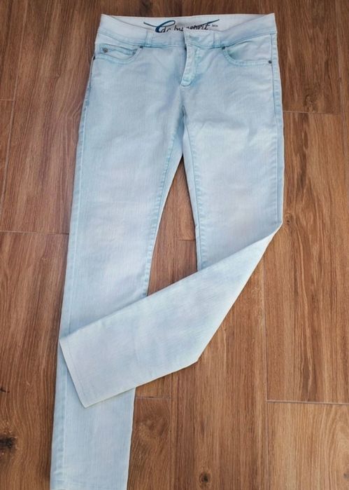 Jeansy ,super spodnie, jasno niebieskie