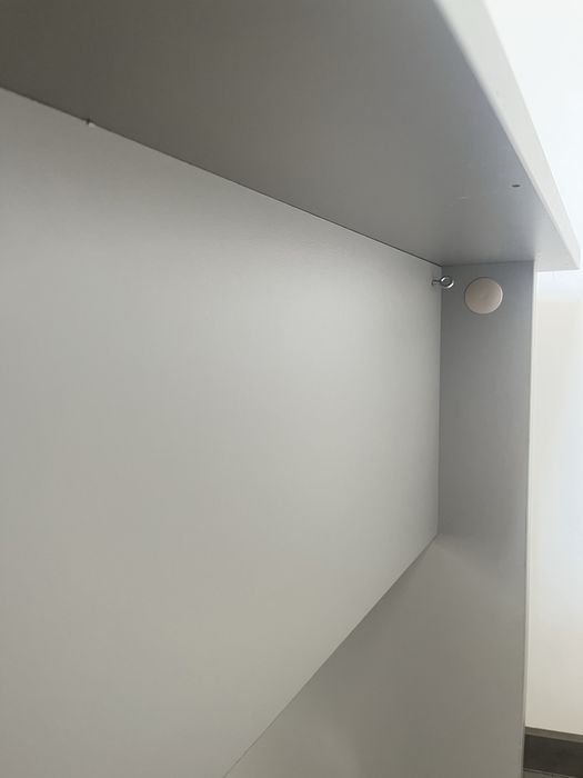 Biurko solidne firmy Meblik szare 125 x 67