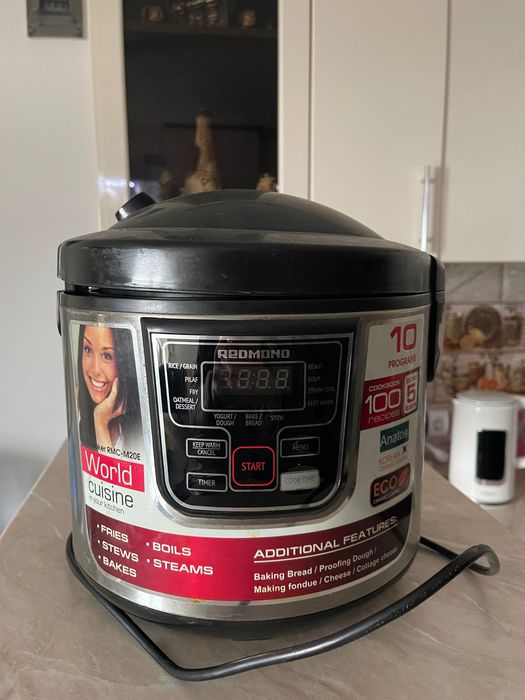 Мультиварка Redmond