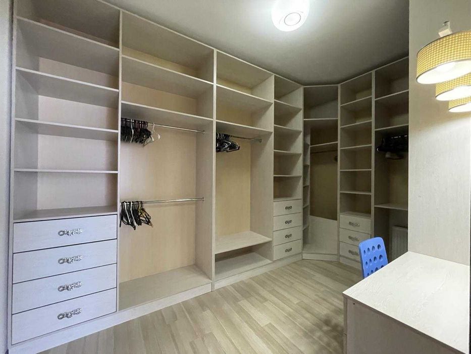 Аренда ХОЗЯЙСКОГО дома в Совиньоне-1 . Гараж.