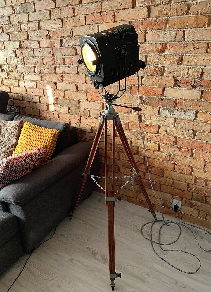 Lampa podlogowa Loft Vintage Industrial filmowa teatralna studyjna