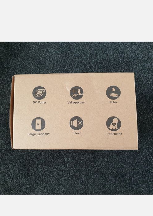 Поилка для кошек GIOTOHUN в форме крана, объёмом /2 л, BNIB то