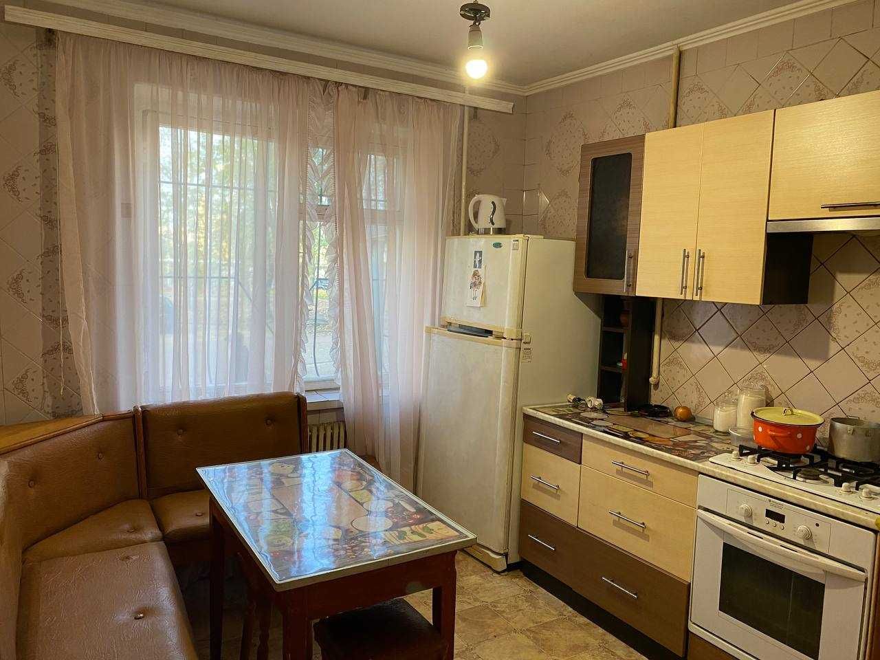 Продам 3к. квартиру, жм Тополь 3