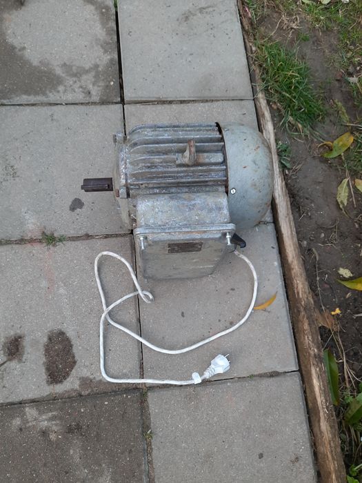 Silnik elektryczny 1.5kw 230v