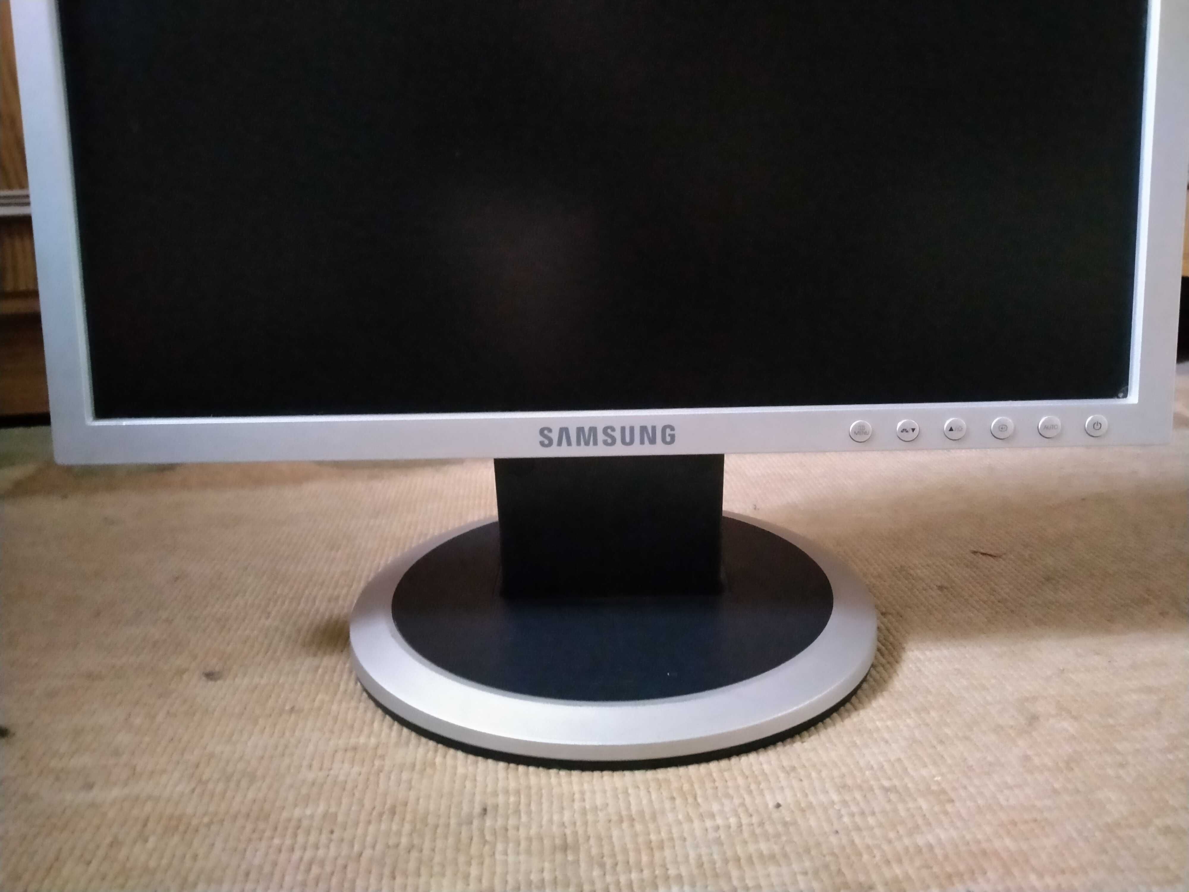 Monitor Samsung.