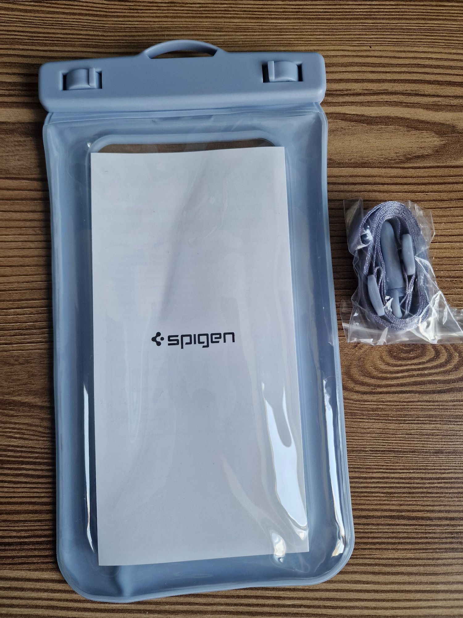 Etui wodoszczelne Spigen A610 Aqua Shield