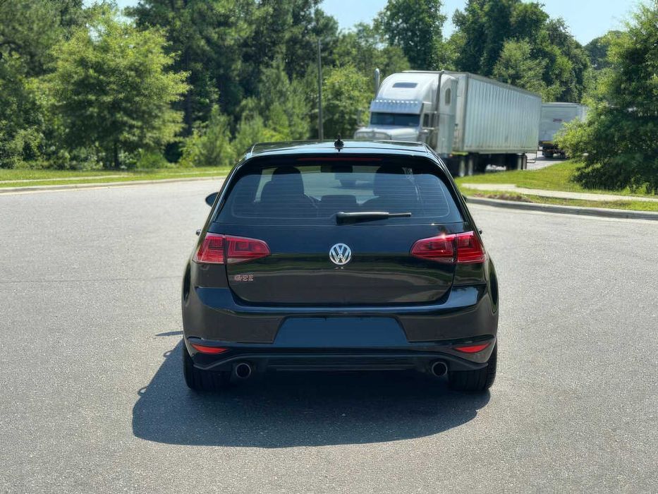 Volkswagen Golf GTI S      2016