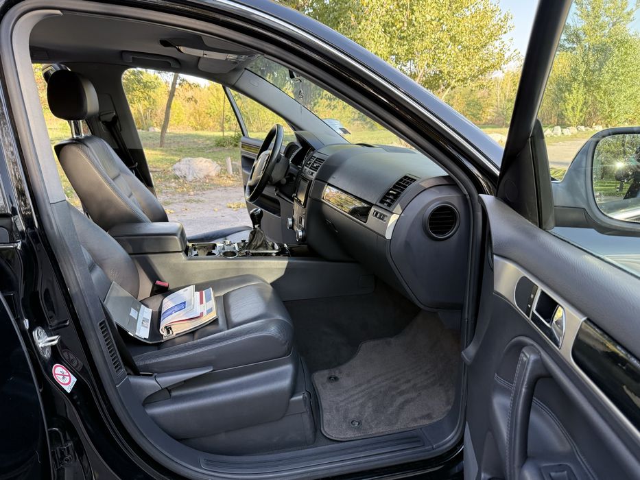 Продам Volkswagen Touareg