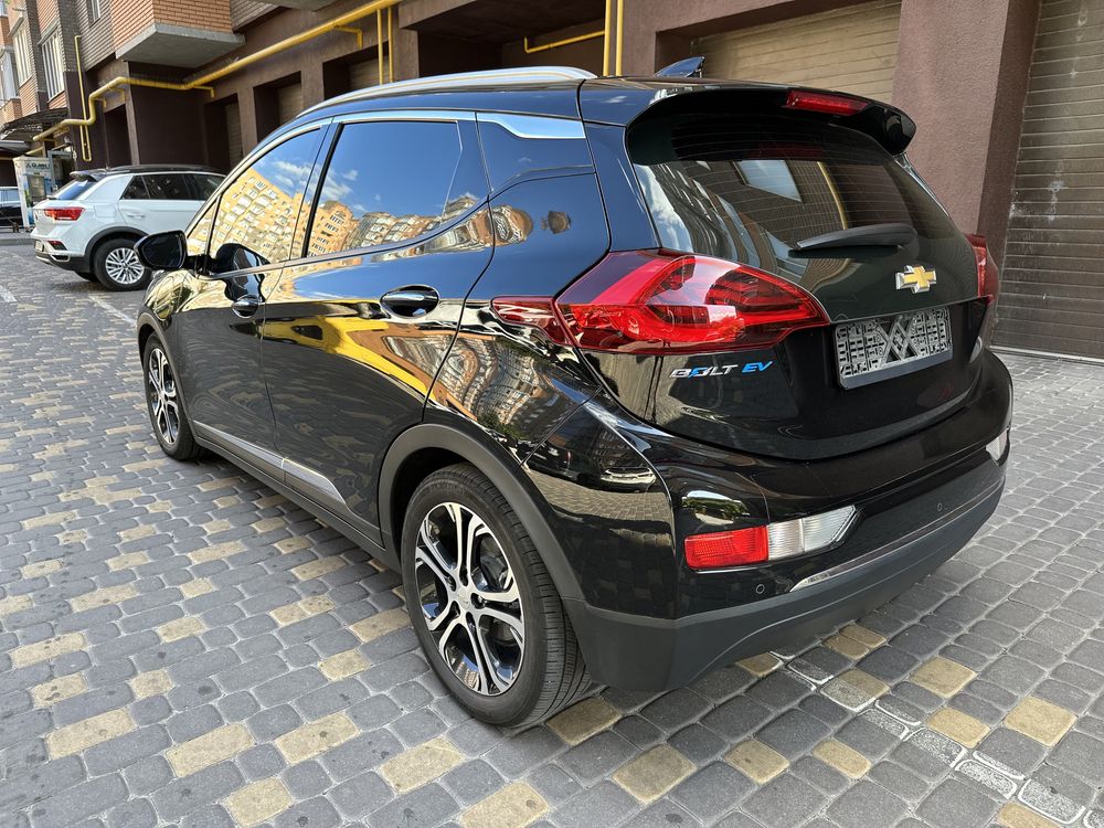 Chevrolet bolt premier