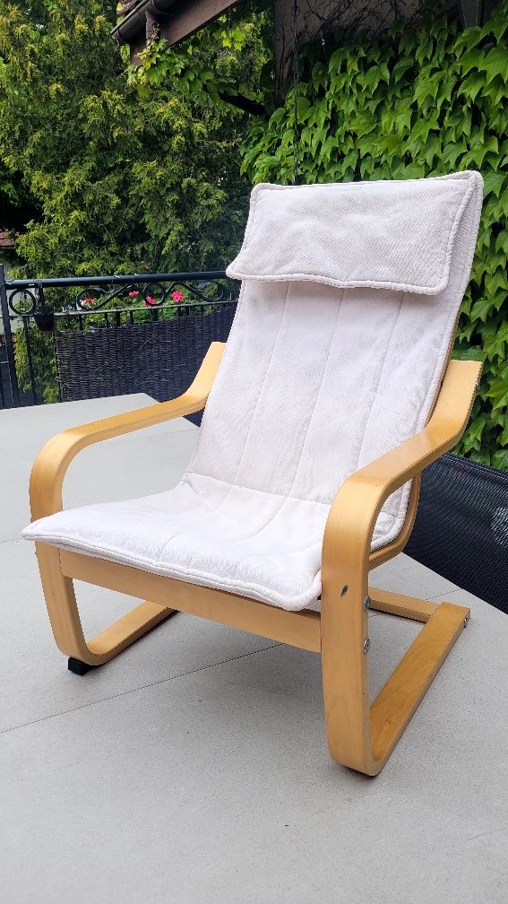 Fotel POÄNG  IKEA dla dziecka