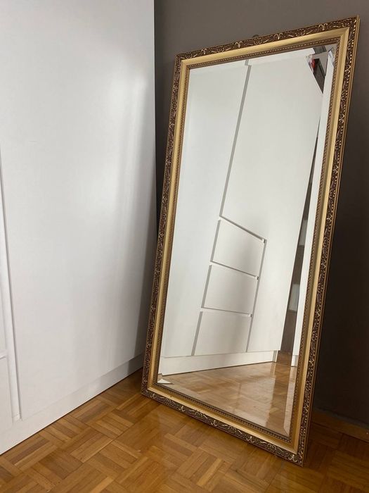 Duże lustro w ozdobnej ramie – złoto antyczne| 118x58 cm|