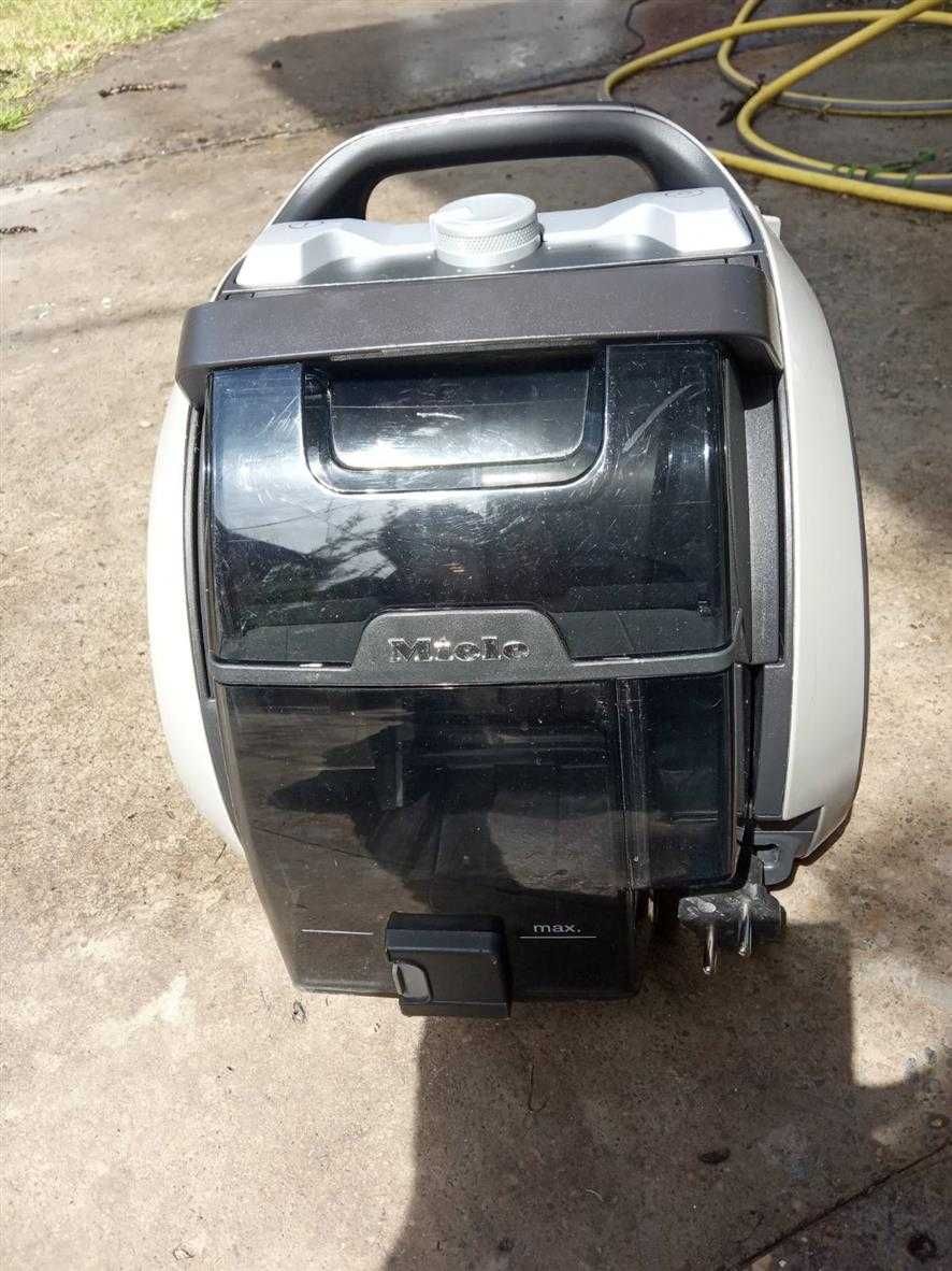 Пилосос Miele SNCF0 Boost CX1 Parquet