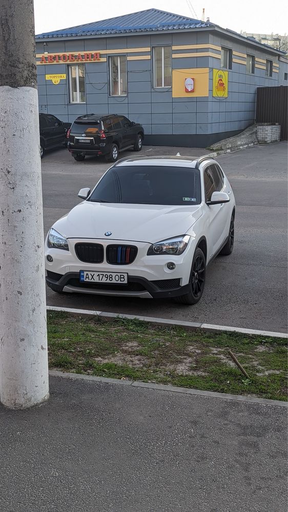 Bmw X1 2013 год