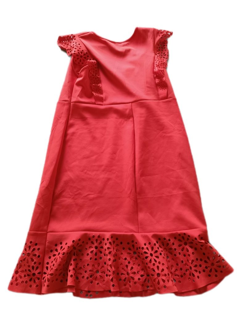 Czerwona sukienka w rozmiarze 44-46