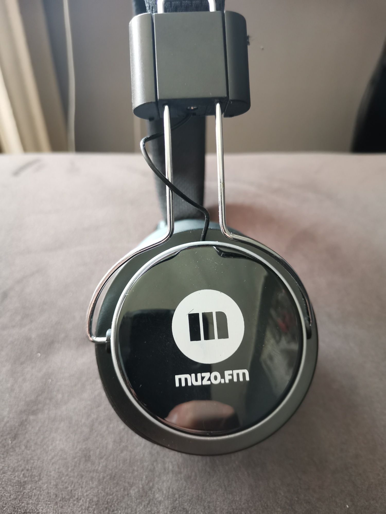 Słuchawki bezprzewodowe Muzo FM