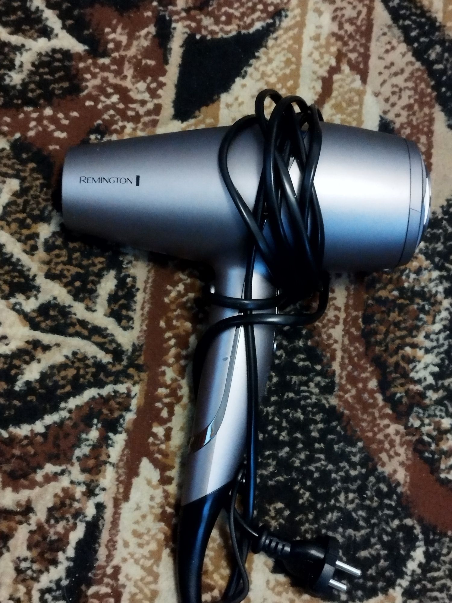 Suszarka Remington uszkodzona