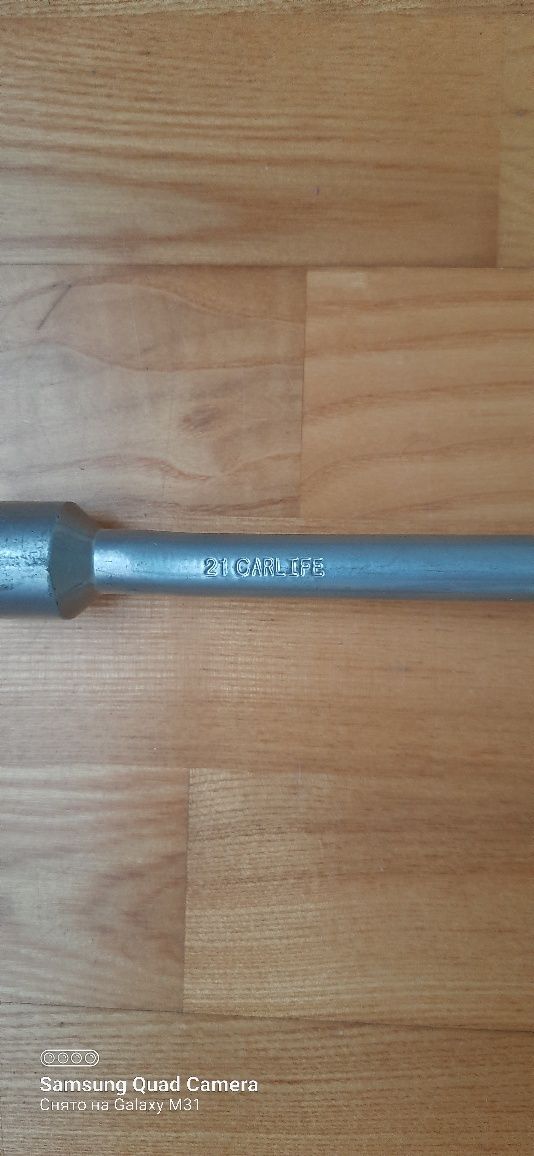 Ключ балонный крестообразный .