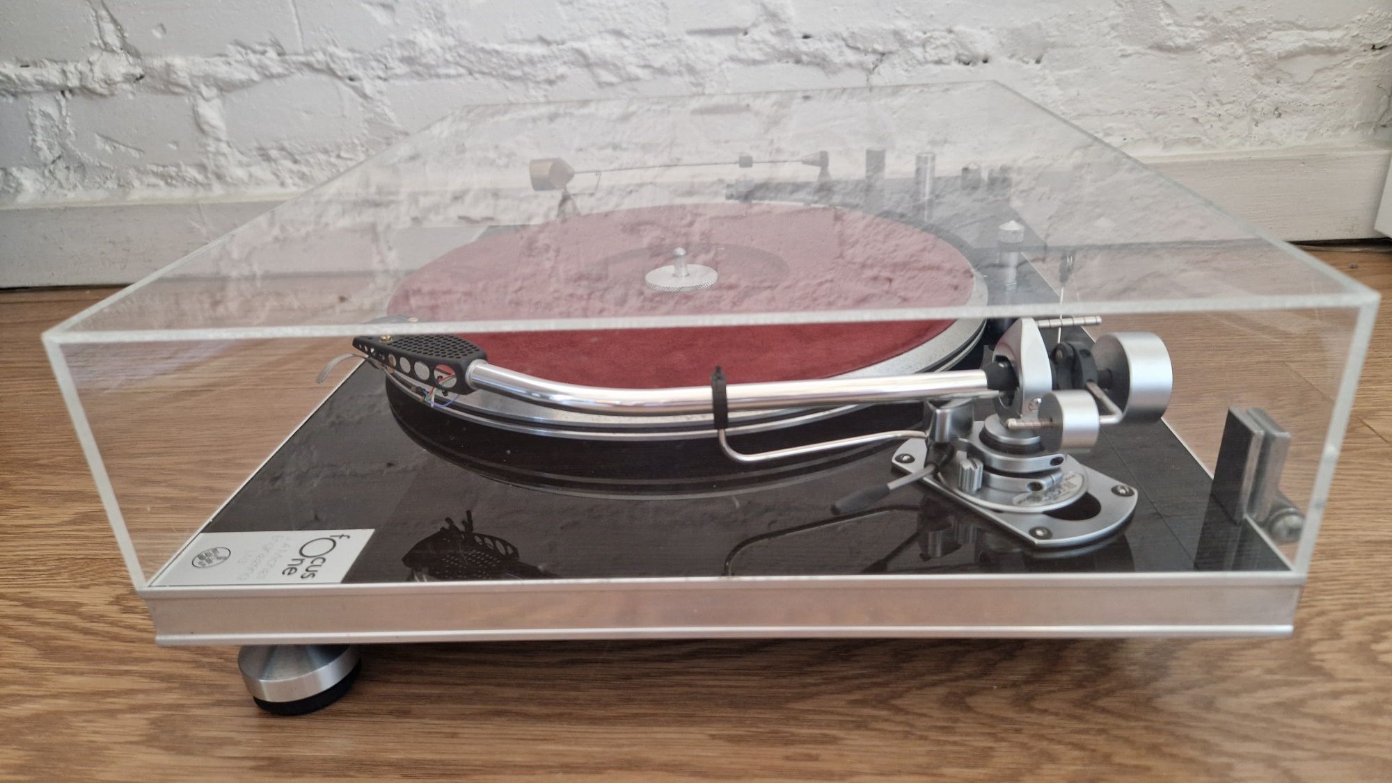 Gramofon Focus One JA Michell ramię SME3009