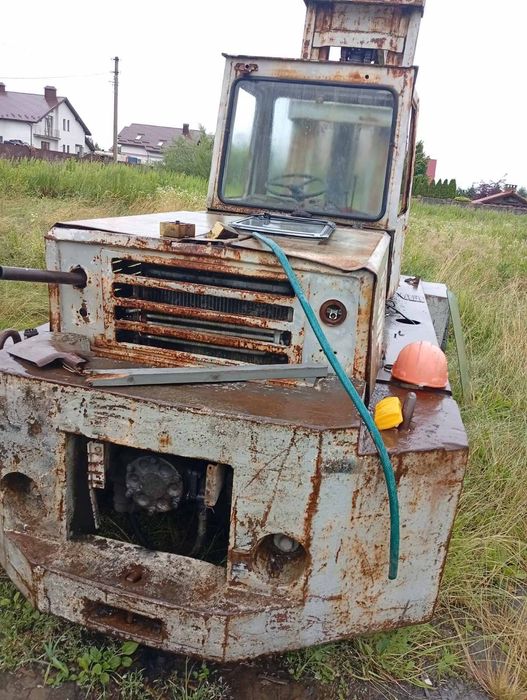 Погрузчик львівський дизель стріла висовується вверх