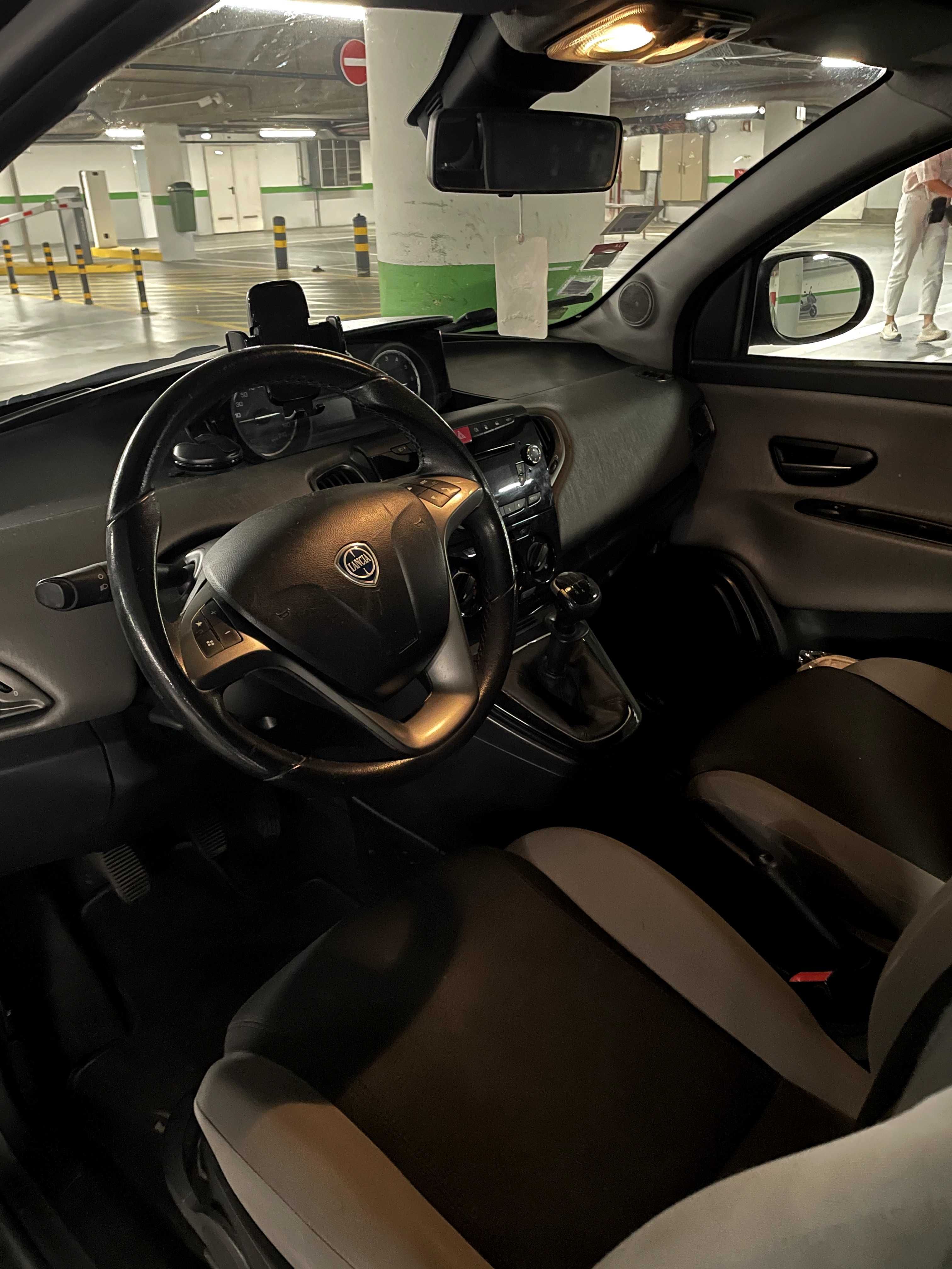 Lancia Ypsilon Bi-Fuel Gasolina ou GPL, 2014, 130.000km