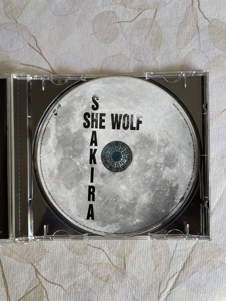 Shakira She Wolf