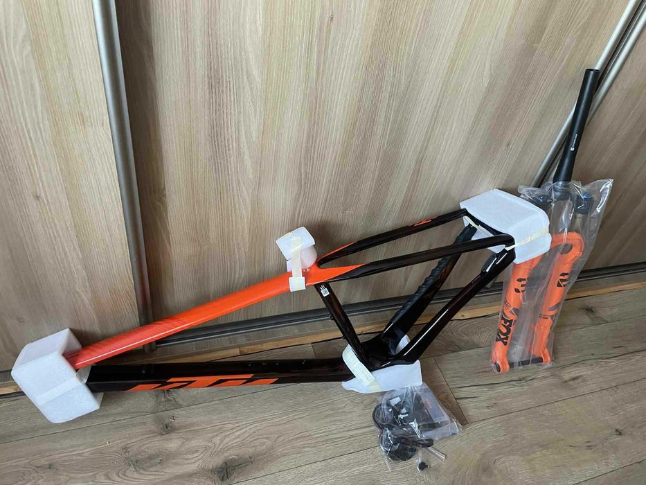 Nowa Rama KTM Myroon Exonic 29" rozm. M Fox 32 Kashima Factory