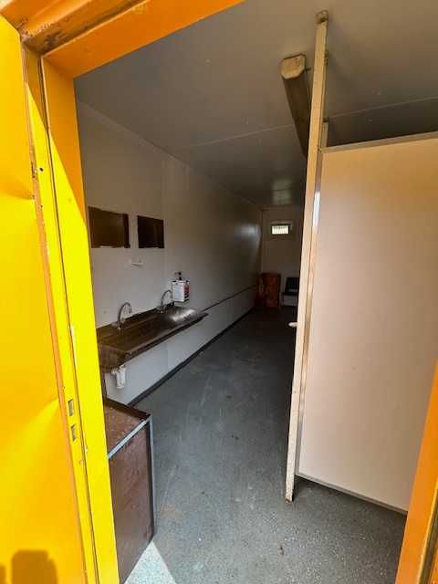 Kontener socjalny/sanitarny/magazyn/wc/prysznic 6/3M !