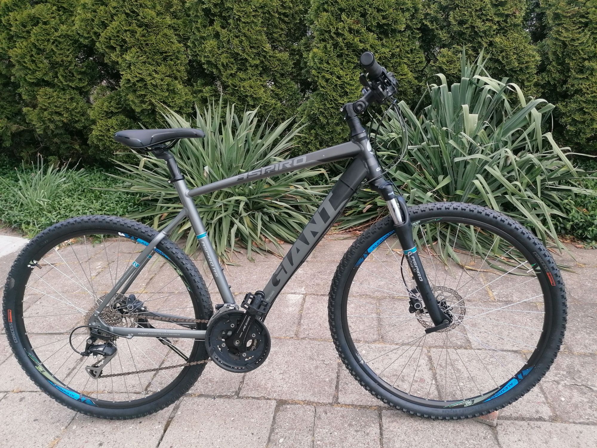 Rower crossowy Giant Aspiro RS - jak nowy