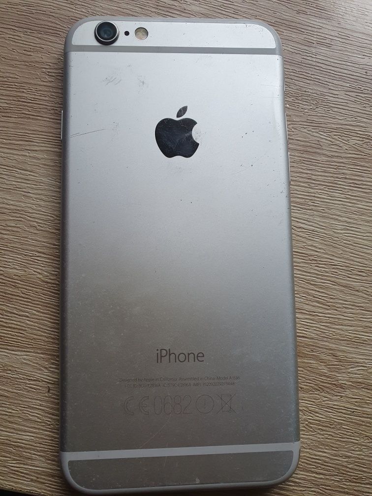 iPhone 6 na części.