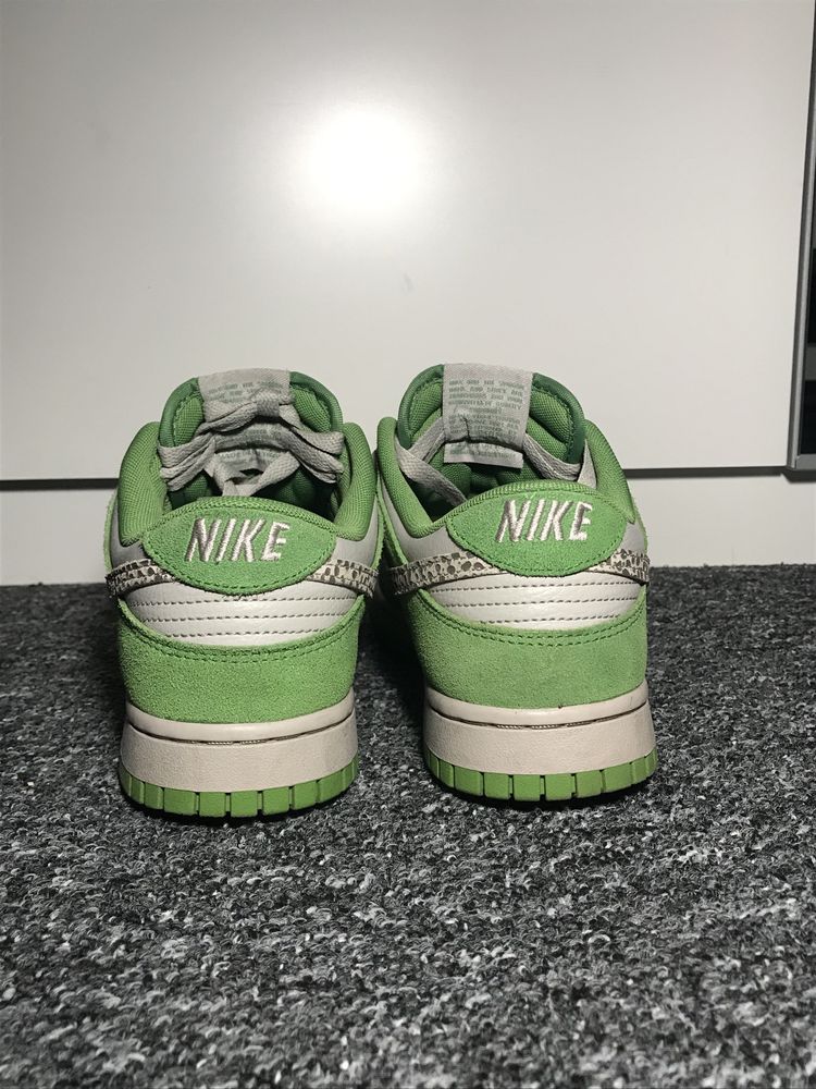 Buty Nike Dunk safari swoosh cholorphill