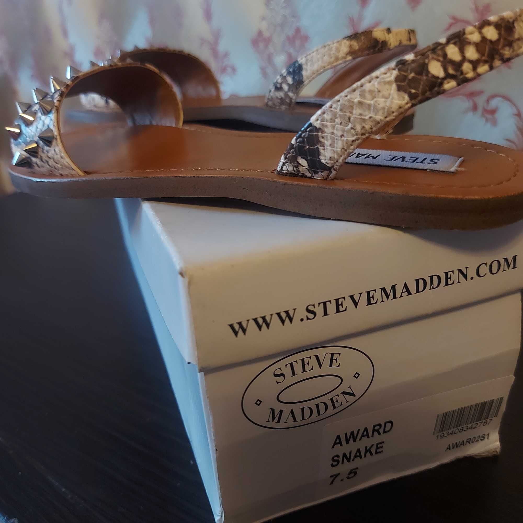 Сандалі Steve Madden award flat snake, розмір 7.5(37- роз.)