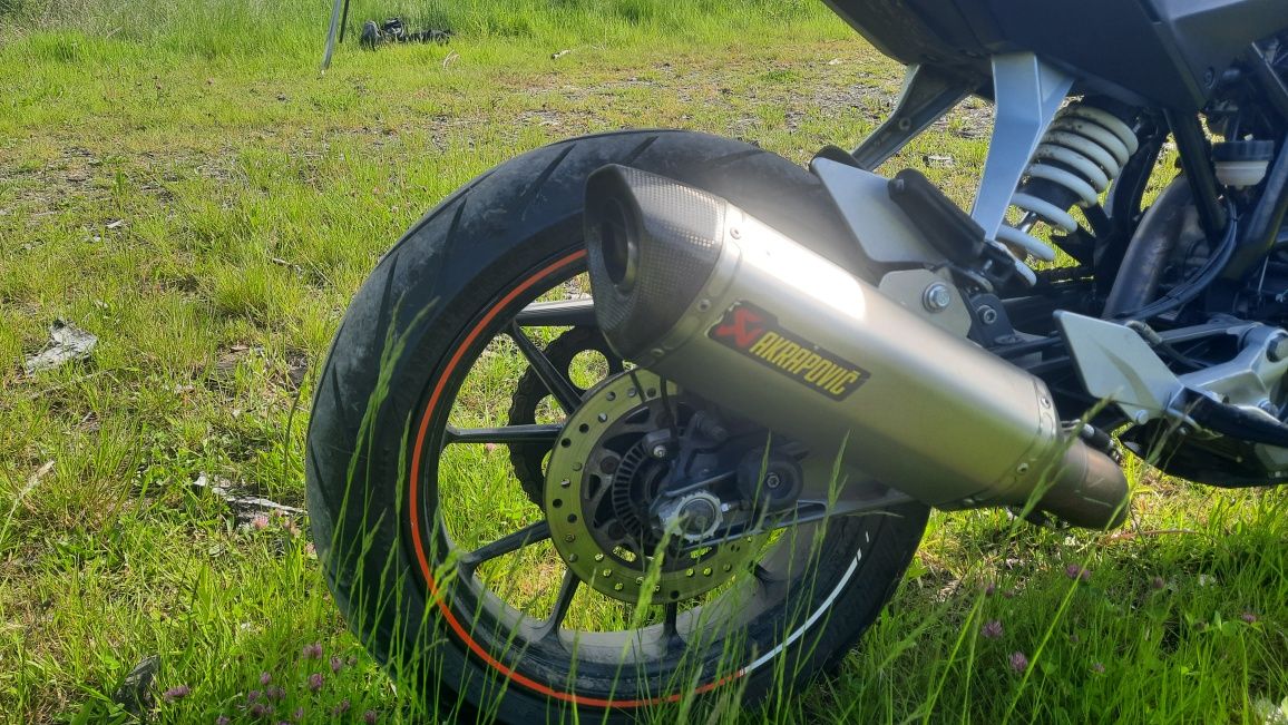 KTM DUKE 125 KAT.B grzane manety! Akrapovič crashpad handbar